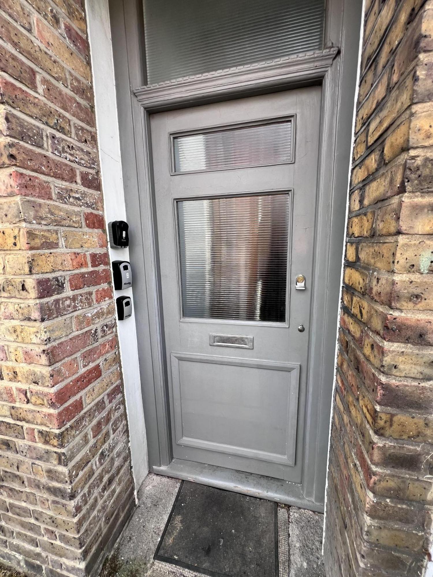 Cozy With Great Location Apartment London